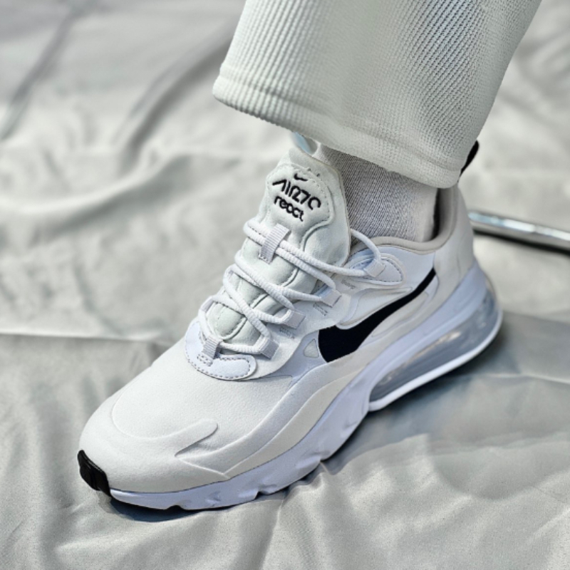 Nike Shoes Air Max 270 - Nike Air Max 270 React, biało-czarne,